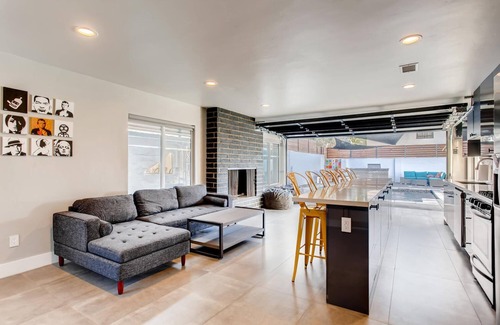 Old Town House | Private Oasis in San Diego's Old Town with Pool & Spa