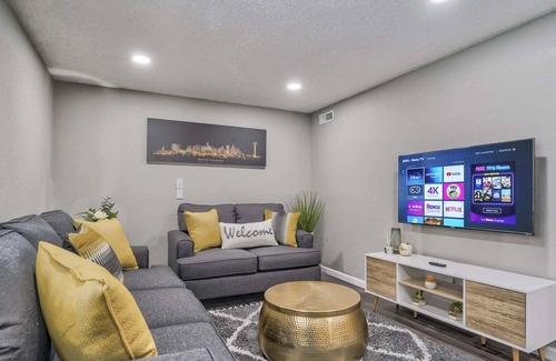 Stetson Hills Apartment | Hearth Basement - Sleek Workspace Full Kitchen