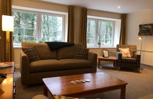 Biggar House | Experience Hearthstanes Steading: Rated 10/10 for Comfort