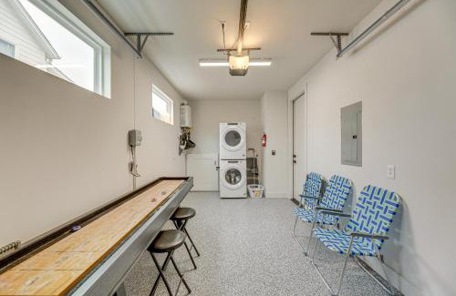 Chestnut House | Modern Austin Retreat with Heated Cowboy Pool Awaits You!