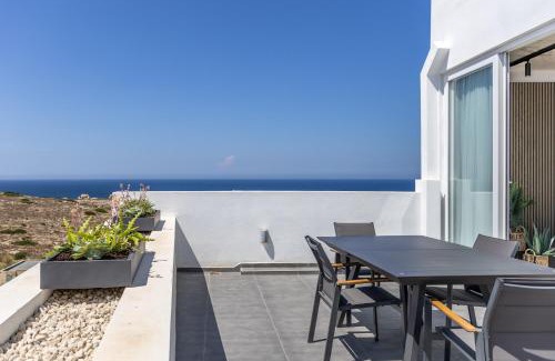 St. Andrew's Apartment | Seaside Penthouse with Spa Retreat in Pembroke St Julians