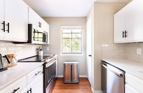 Cherrywood House | Heated Pool Retreat Just 5 Minutes from UT Stadium