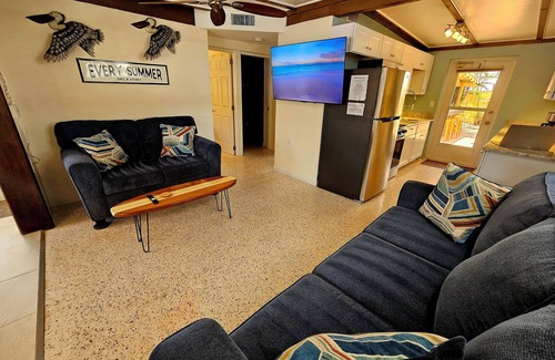 Englewood House | Experience Outdoor Fun with Heated Pool & Tiki Bar!