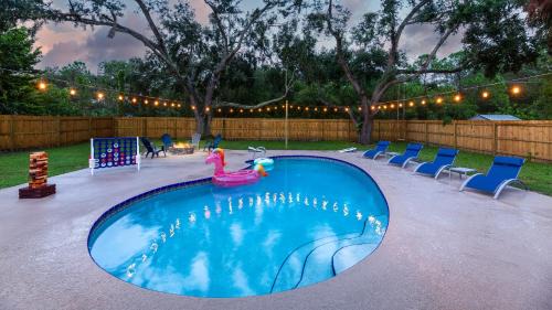 Interchange Square House | Relax at Bay Bungalow: Heated Pool & Game Room Access