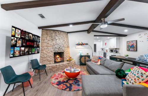 North Park Estates House | Heated Pool Game Room Firepit Domain Q2 Stadium