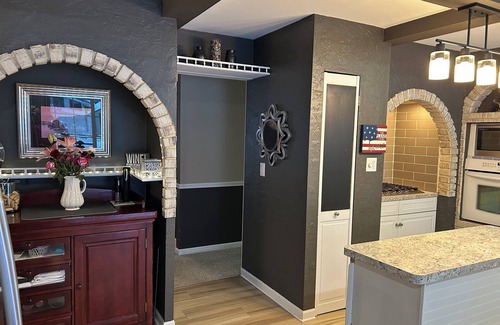 Niles House | Indulgent Retreat with Heated Pool, Hot Tub & Nearby Wineries