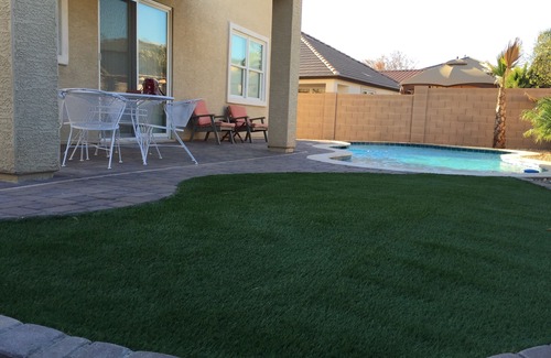 Surprise Farms House | Inviting Home with Heated Pool, Walk to Shopping & Parks
