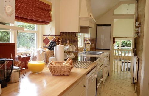 Woodbridge Cottage | Pet-Friendly Retreat with Heated Pool and Enclosed Garden