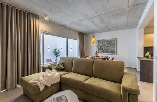 St. Andrew's Apartment | Heated Pool Retreat in Pembroke St Julians - Family Friendly
