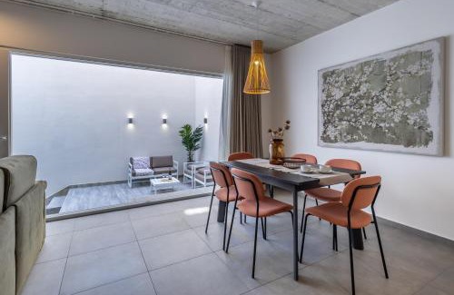 St. Andrew's Apartment | Heated Pool Retreat in Pembroke St Julians - Family Friendly