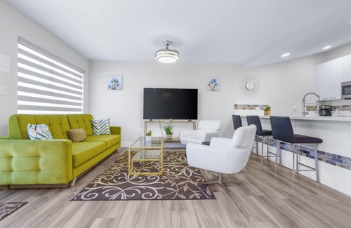 Coral Ridge Apartment | Relaxing Retreat with Heated Pool & Steps to the Beach