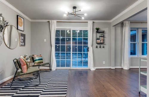 Far North Dallas House | Unwind with Heated Pool, Putting Green & Movie Theater
