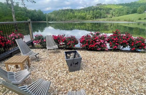 Hiawassee House | Heated Pool Retreat & Stunning Fall Foliage Await!