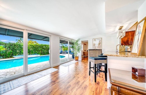 Cypress Lakes House | Waterfront Retreat with Heated Pool & Kayaking Adventure