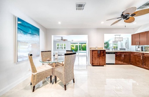 Cypress Lakes House | Waterfront Retreat with Heated Pool & Kayaking Adventure