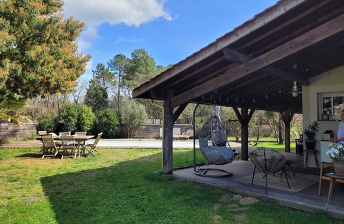 Lanton House | Serene Retreat with Heated Pool Near Bassin and Nature