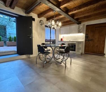 Angarano Apartment | Heather's Home: Guest Rated 9.5 with Family-Friendly Perks