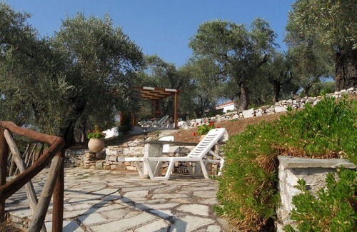Kali Vrysi House | Perfect Retreat in Saint Andrews Bay with Oceanfront Spa