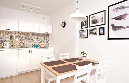 Hel Apartment | Pet-Friendly Paradise: Heaven in Hel with Ocean Views