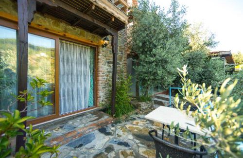 Sirince Cabin | Discover Oceanfront Bliss at Heaven's Gate Hotel