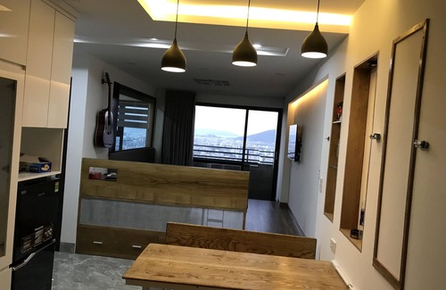 Ngu Hanh Son Apartment | Idyllic Heaven Sea Apartment with Pool & Scenic Views