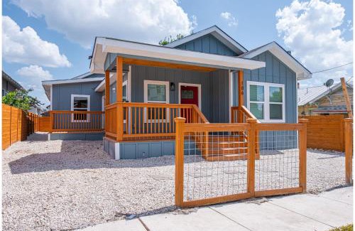 Historic Garderns House | Convenient 4BR Home Perfect for Families Near Downtown