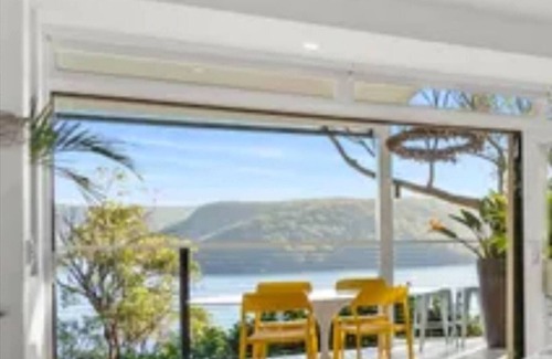 Sydney House | Heavenly Avalon Sunseeker