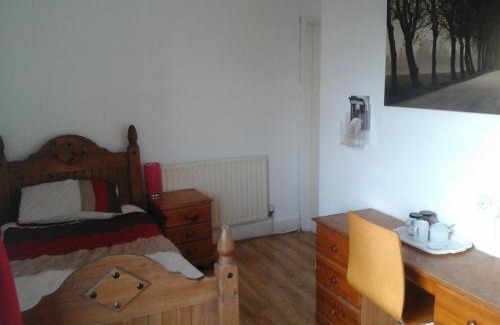 Sheffield Bed & Breakfast | Relaxing Getaway at Heavenly Nights Guest House with Breakfast