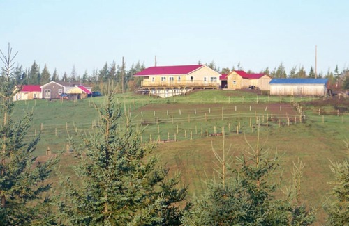 Saint Mary's House | Serene Escape with Breathtaking Views and Kitchen Amenities