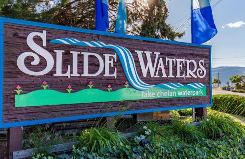 Chelan Apartment | Pet-Friendly Retreat with Heavenly Views and Great Reviews