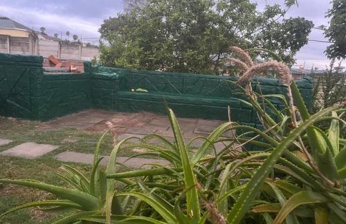 Uitenhage House | Heba Guest Lodge Two