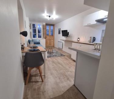 Gex Apartment | HeberGenève: Steps from the Castle with Guest Rating 8.6