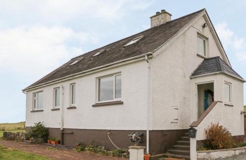 Hallin House | Hebridean View: Guest Rated 9/10, Pet and Child Friendly