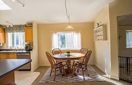 Florence House | Inviting Heceta Hideout, Steps from Beautiful Heceta Beach