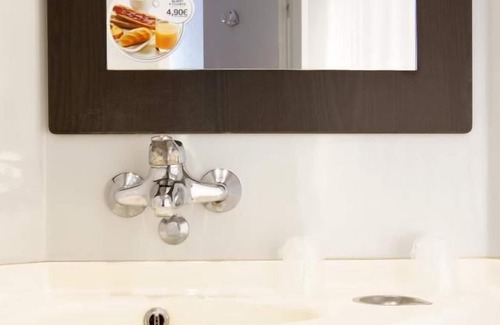 Vienne Hotel | HECO Lyon sud Vienne - ex Première Classe