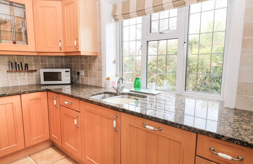 Clearbrook Cottage | HECTOR'S HOUSE: Pet-Friendly Cottage in Picturesque Yelverton