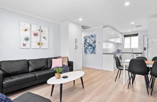 Hectorville House | Child-Friendly Hectorville Luxe Haven Suite for Family Getaways