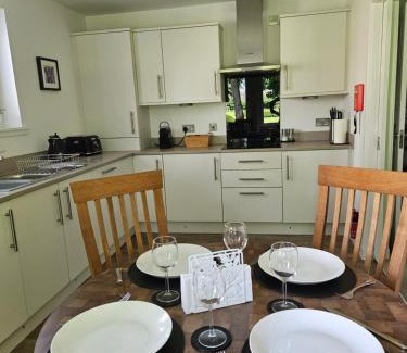 Inverness Apartment | Kid-Friendly Retreat at Hedgefield House Flat 34 - Rated 9.8