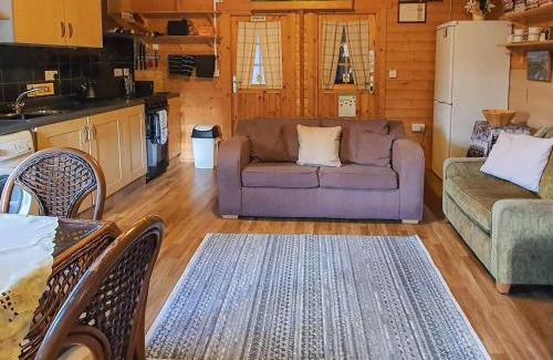 Waverton House | Pet-Friendly Retreat at Hedgehog Meadows - 10/10 Rated Stay