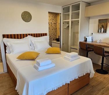 Hvar Old Town Apartment | Hedonist Hvar with jacuzzi