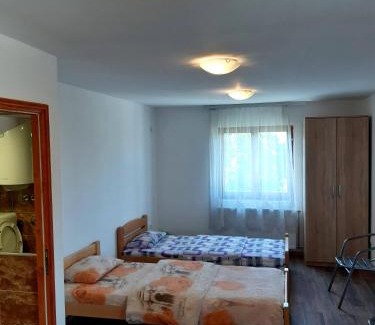 Stara Pazova House | Hedonist