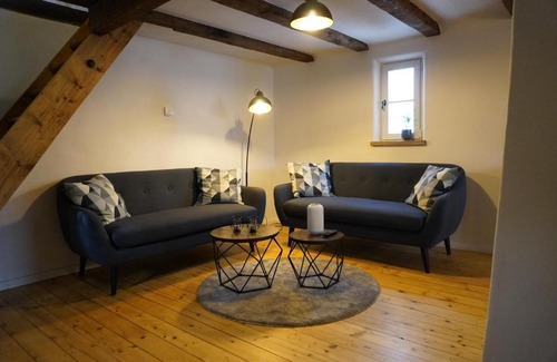 Verbandsgemeinde Pellenz Apartment | Enchanting Hedwigs Hexenhäuschen: Guest Rated 9.3/10