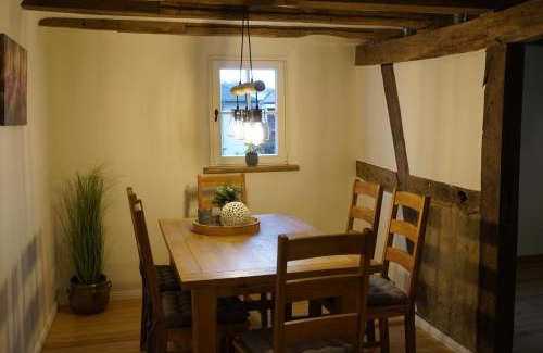 Verbandsgemeinde Pellenz Apartment | Enchanting Hedwigs Hexenhäuschen: Guest Rated 9.3/10