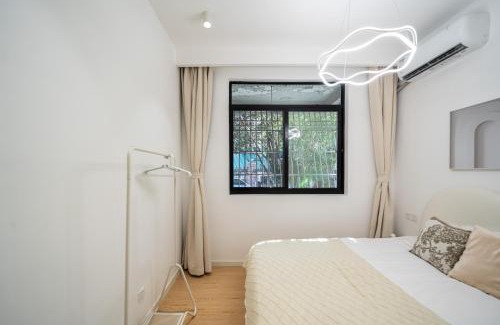Xuhui Apartment | HeHuan