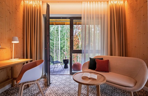 Petersfeld Hotel | Relaxing Retreat at Heidegrund - 4-Star Eco-Friendly Stay