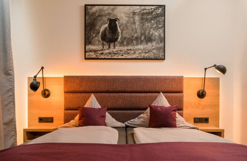 Bispingen Hotel | Discover Heidehotel Bockelmann: Family-Friendly Retreat