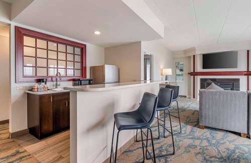Green Lake Hotel | Experience Heidel House Hotel: Spa, Pool & Conference Center