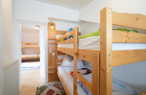 Falkert Ski Chalet | Heidi-Alm Lodge: Family-Friendly Retreat with Top Reviews