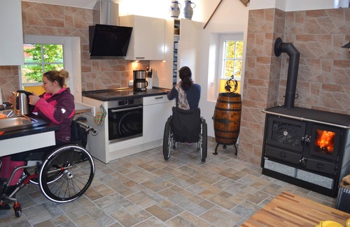 Friedeburg Apartment | Heidihaus: Nature Retreat with Pool & Pet-Friendly Awaits