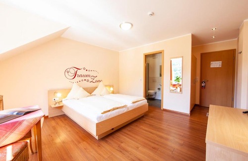 Manderscheid Hotel | Discover Heidsmühle: Pet-Friendly Hotel with Top Amenities